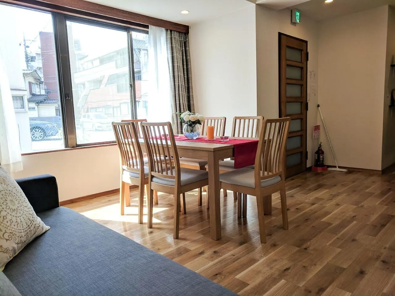 Max 11 People 90M2 Spacious 3 Bedroom House Tokyo Apartment